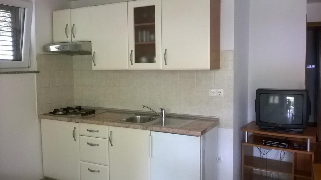פטרצ'אנה Apartments Jurjevic מראה חיצוני תמונה