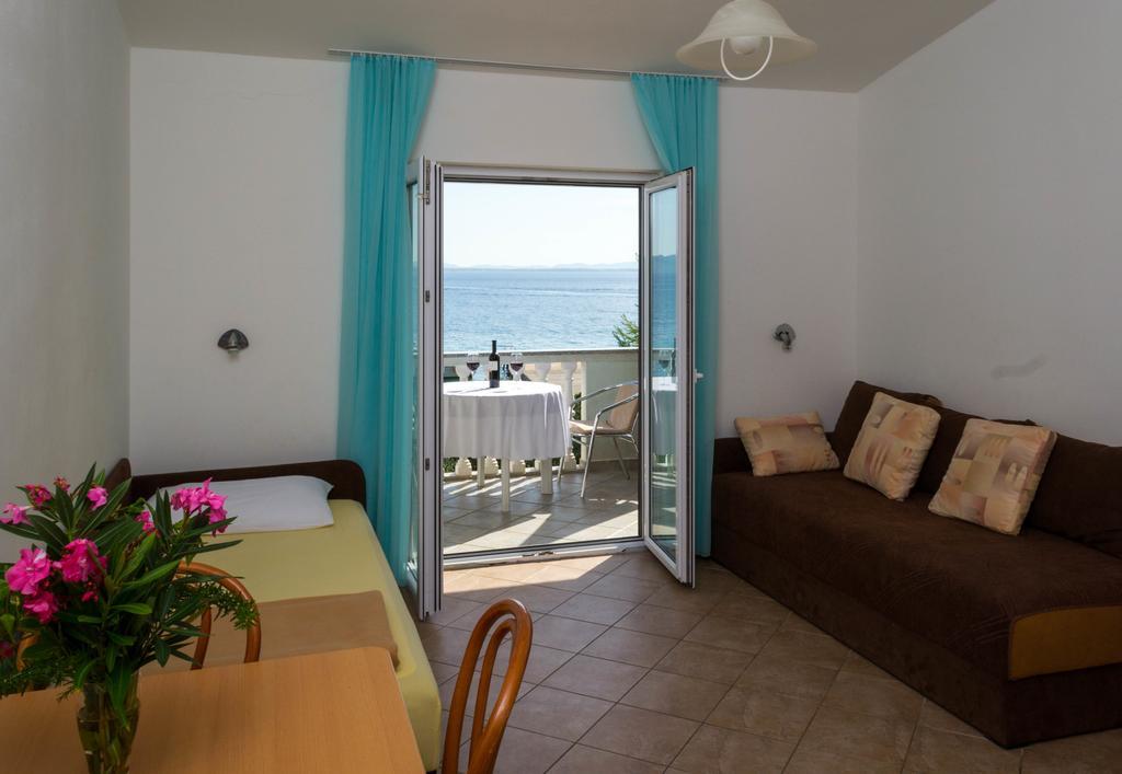 פטרצ'אנה Apartments Jurjevic מראה חיצוני תמונה